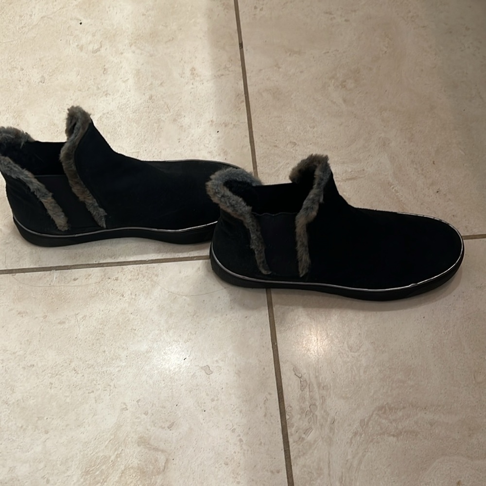 Stuart Weitzman Black Bootie With Fur Trim - image 3